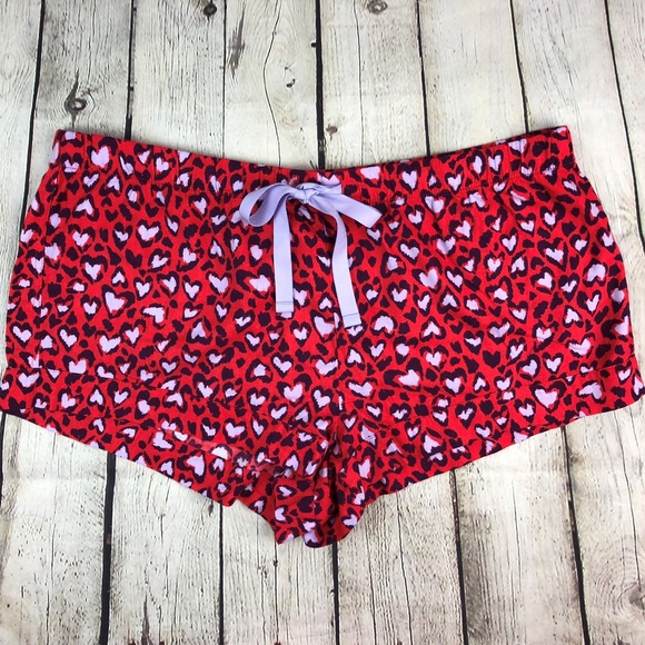 Victoria's Secret Pants - NWT Victoria's Secret Heart Print Pajama Shorts XL